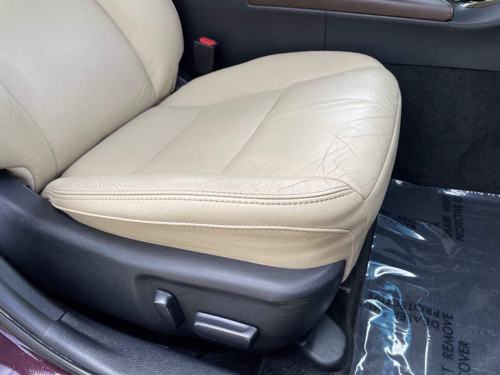 Used 2015 Toyota Avalon XLE Touring FWD image 17