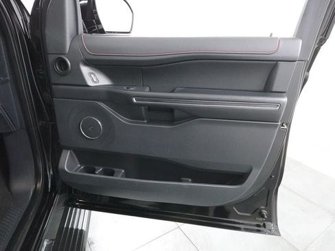 Used 2023 Ford Expedition Limited AWD/4WD image 33