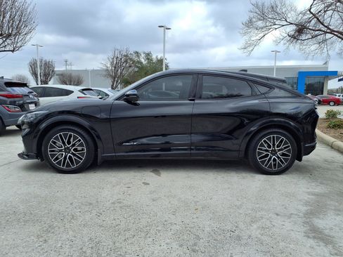 Used 2024 Ford Mustang Mach-E Premium image 23