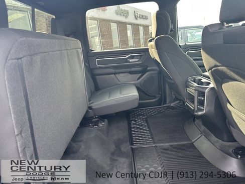 Used 2023 RAM 1500 Big Horn image 19