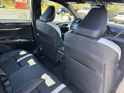 New 2026 Toyota Camry SE image 31