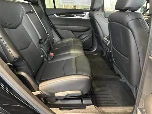 Certified 2024 Cadillac XT6 Premium Luxury w/ LPO, Floor Liner Package image 25