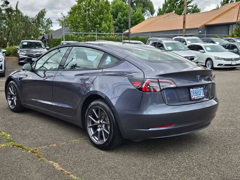 Used 2023 Tesla Model 3 Standard Range RWD image 3