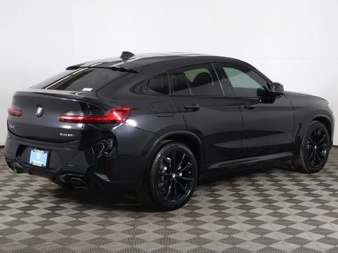 Used 2023 BMW X4 xDrive30i w/ M Sport Package image 12