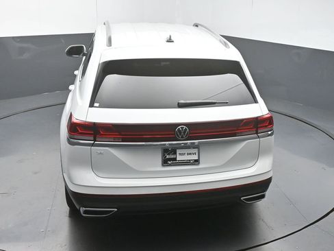 New 2026 Volkswagen Atlas SE FWD image 44