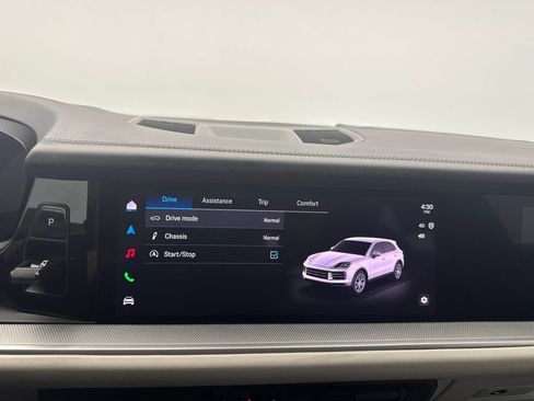 Certified 2024 Porsche Cayenne AWD/4WD image 20