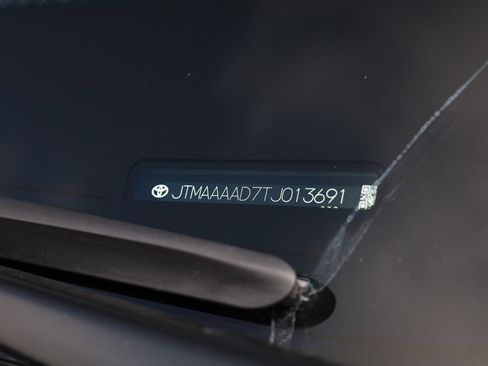 New 2026 Toyota C-HR AWD/4WD image 31