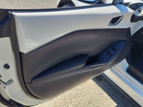 Used 2018 MAZDA MX-5 Miata Grand Touring image 18