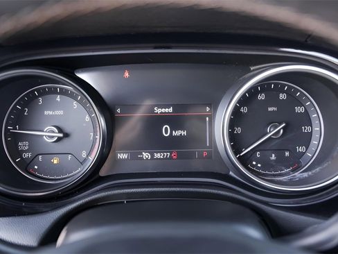 Used 2023 Buick Encore GX Select image 14