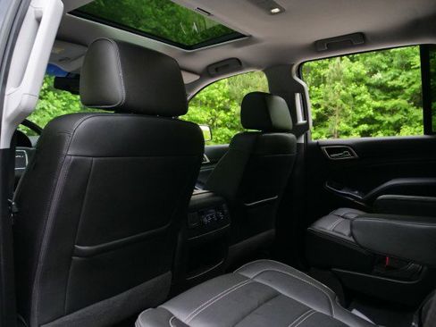 Used 2020 GMC Yukon Denali AWD/4WD image 30