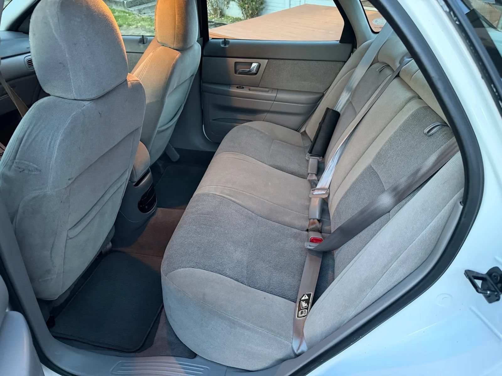 Used 2001 Ford Taurus SES FWD image 25