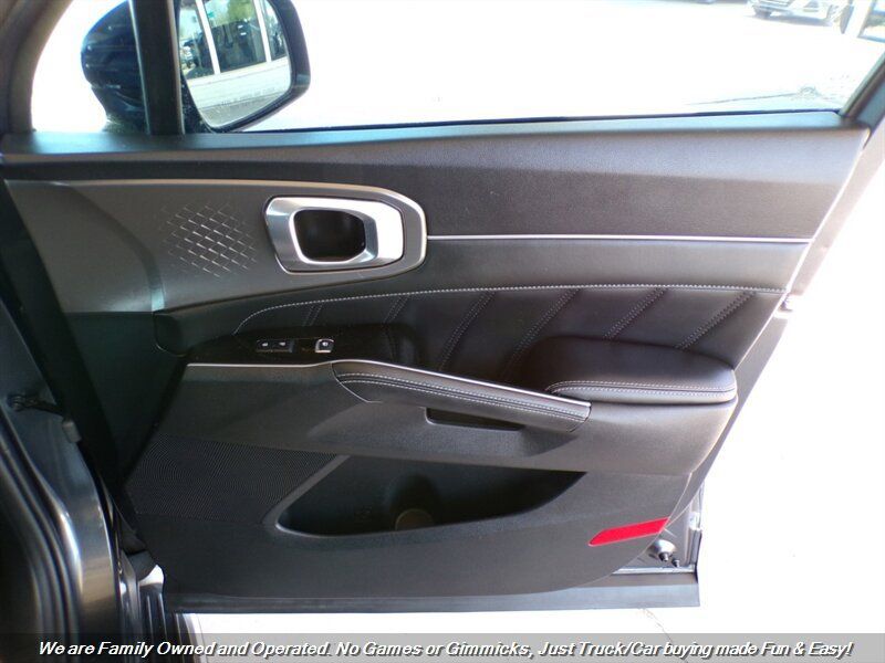 Used 2021 Kia Sorento SX FWD image 34