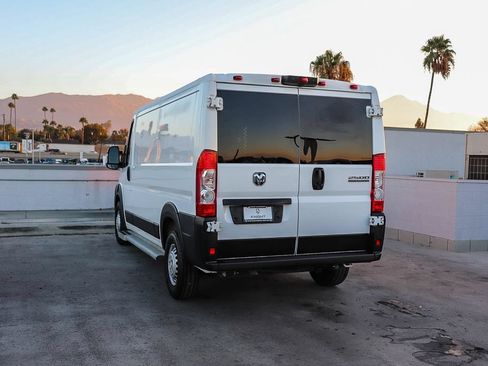 Used 2025 RAM ProMaster 2500 w/ U-Haul Equipment Group FWD image 7