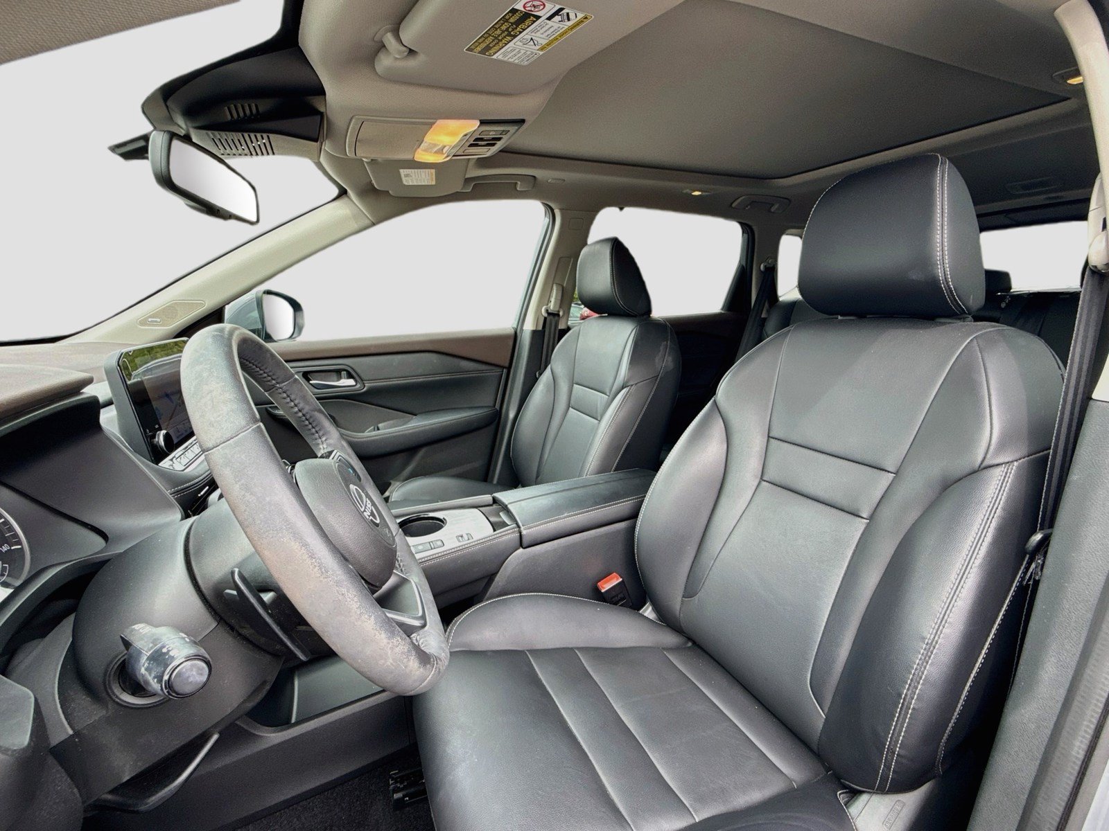 Used 2023 Nissan Rogue SL w/ SL Premium Package FWD image 10