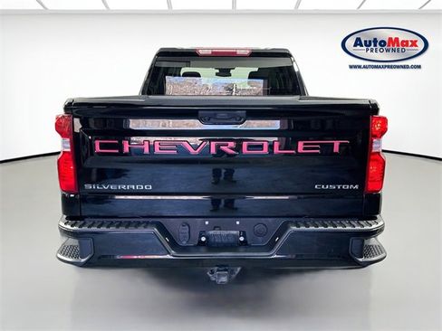 Used 2023 Chevrolet Silverado 1500 Custom image 8
