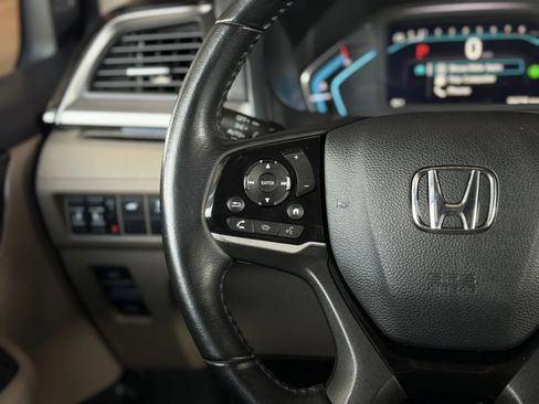 Used 2024 Honda Odyssey Touring image 24