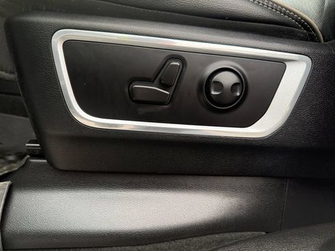 Used 2022 RAM 1500 Laramie AWD/4WD image 22