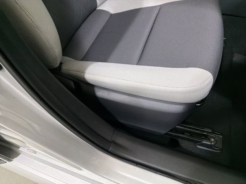 Used 2026 Toyota Corolla LE FWD image 37