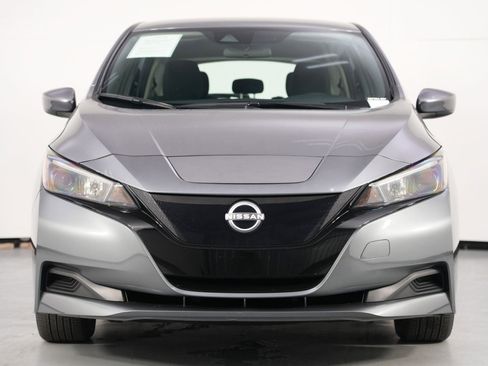 Used 2025 Nissan Leaf S image 6