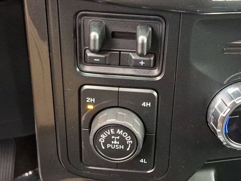 Certified 2022 Ford F150 XLT w/ Equipment Group 302A High image 25