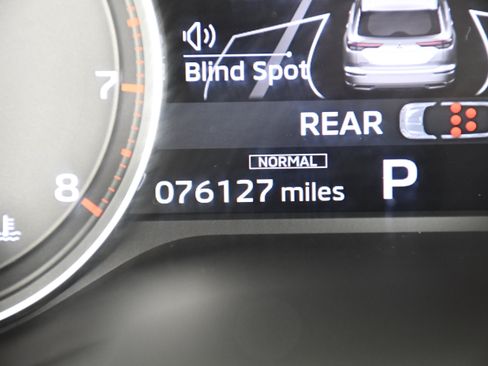 Used 2022 Mitsubishi Outlander SE image 17