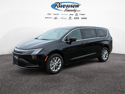New 2027 Chrysler Pacifica Select w/ Family Tech Group AWD/4WD image 1