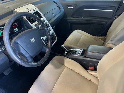 Used 2010 Dodge Journey SXT w/ Flexible Seating Group FWD image 10