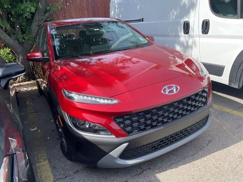 Used 2023 Hyundai Kona SE AWD/4WD image 4