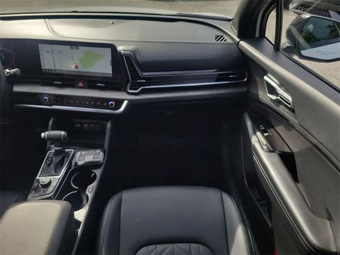 Used 2025 Kia Sportage X-Line w/ Premium Package image 15