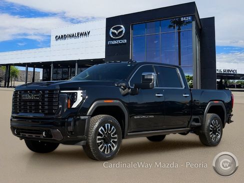 Used 2024 GMC Sierra 2500 Denali Ultimate AWD/4WD image 2
