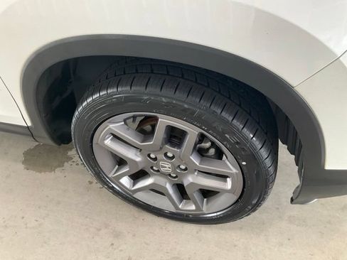 Certified 2023 Honda Passport EX-L image 28