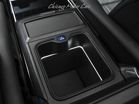 Used 2023 Land Rover Range Rover Autobiography image 21