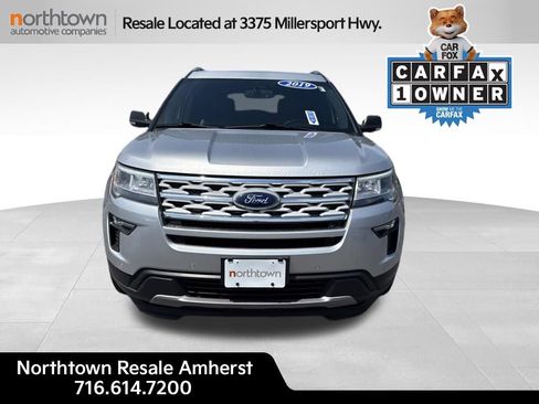 Used 2019 Ford Explorer XLT w/ Equipment Group 202A AWD/4WD image 2