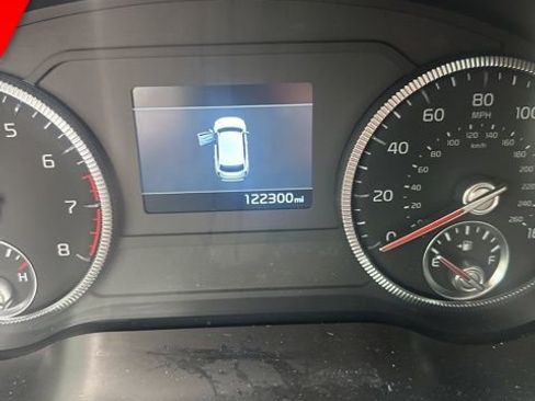 Used 2022 Kia Telluride EX image 8