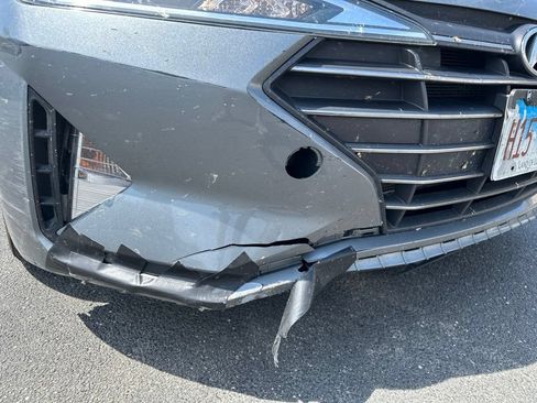 Used 2019 Hyundai Elantra Value Edition w/ Cargo Package FWD image 10