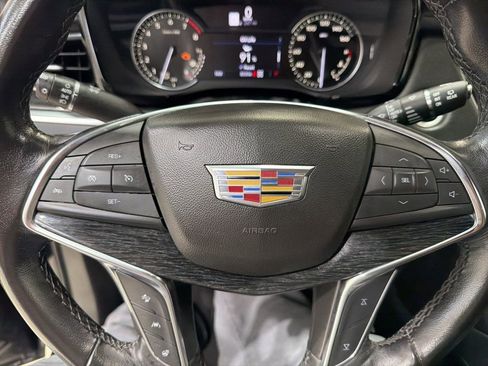 Used 2023 Cadillac XT5 Premium Luxury AWD/4WD image 16