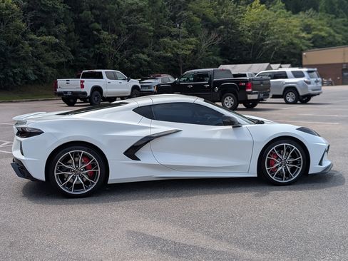 Used 2025 Chevrolet Corvette Stingray Coupe w/ Battery Protection Package RWD image 10