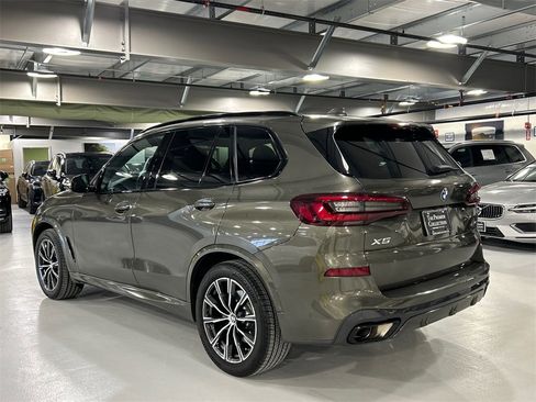 Used 2023 BMW X5 xDrive40i w/ M Sport Package image 4