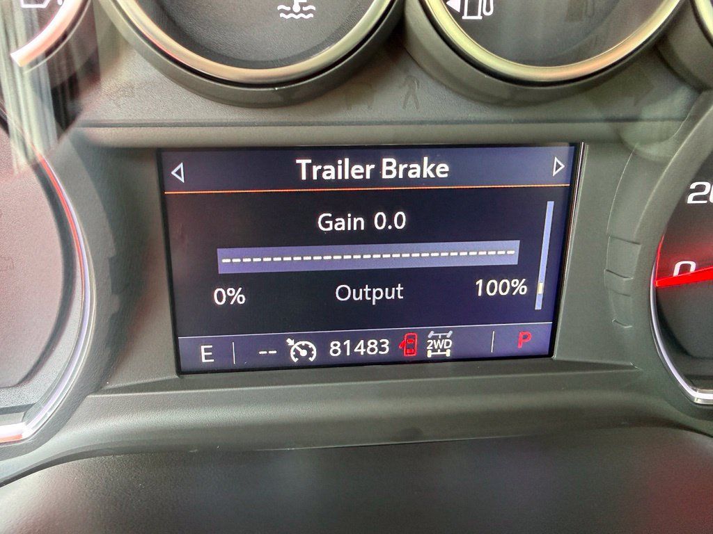 Used 2019 Chevrolet Silverado 1500 LT w/ All-Star Edition AWD/4WD image 2