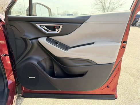 Used 2021 Subaru Forester Limited image 10