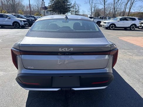 New 2026 Kia K4 EX image 3