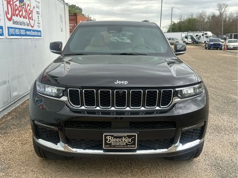 New 2025 Jeep Grand Cherokee L Limited w/ Luxury Tech Group II image 5