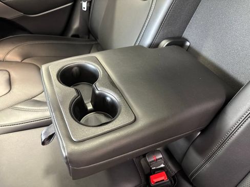 Used 2022 Jeep Cherokee Latitude Lux w/ Sun & Sound Group AWD/4WD image 38
