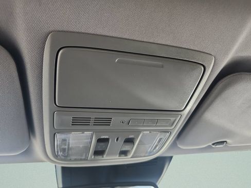 Used 2017 Honda CR-V Touring image 17