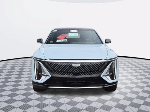 Certified 2024 Cadillac Lyriq Tech w/ Driver Assist Package RWD image 3