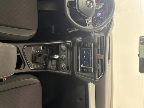 Used 2020 Volkswagen Tiguan S image 26