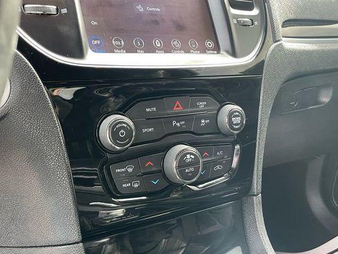 Used 2021 Chrysler 300 S image 17