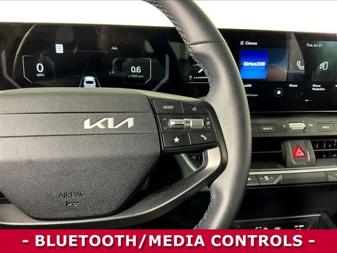 Used 2025 Kia K4 EX FWD image 12