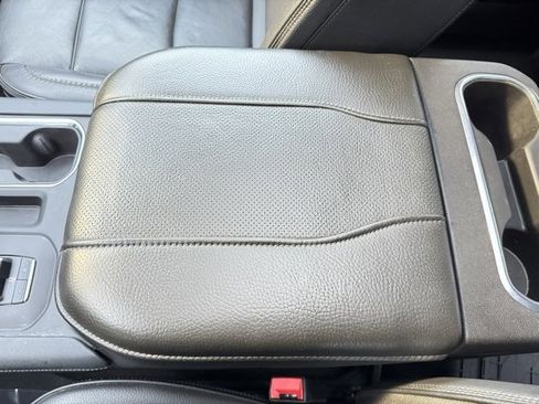 Used 2024 GMC Sierra 1500 Denali w/ Denali Reserve Package image 21