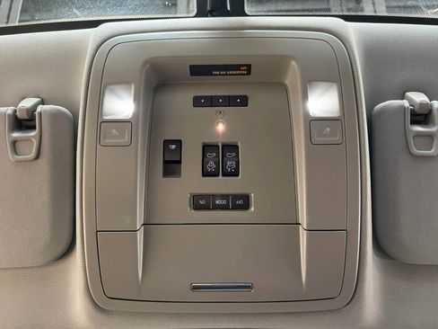 Used 2017 Chevrolet Silverado 1500 LTZ Z71 w/ LTZ Plus Package AWD/4WD image 35